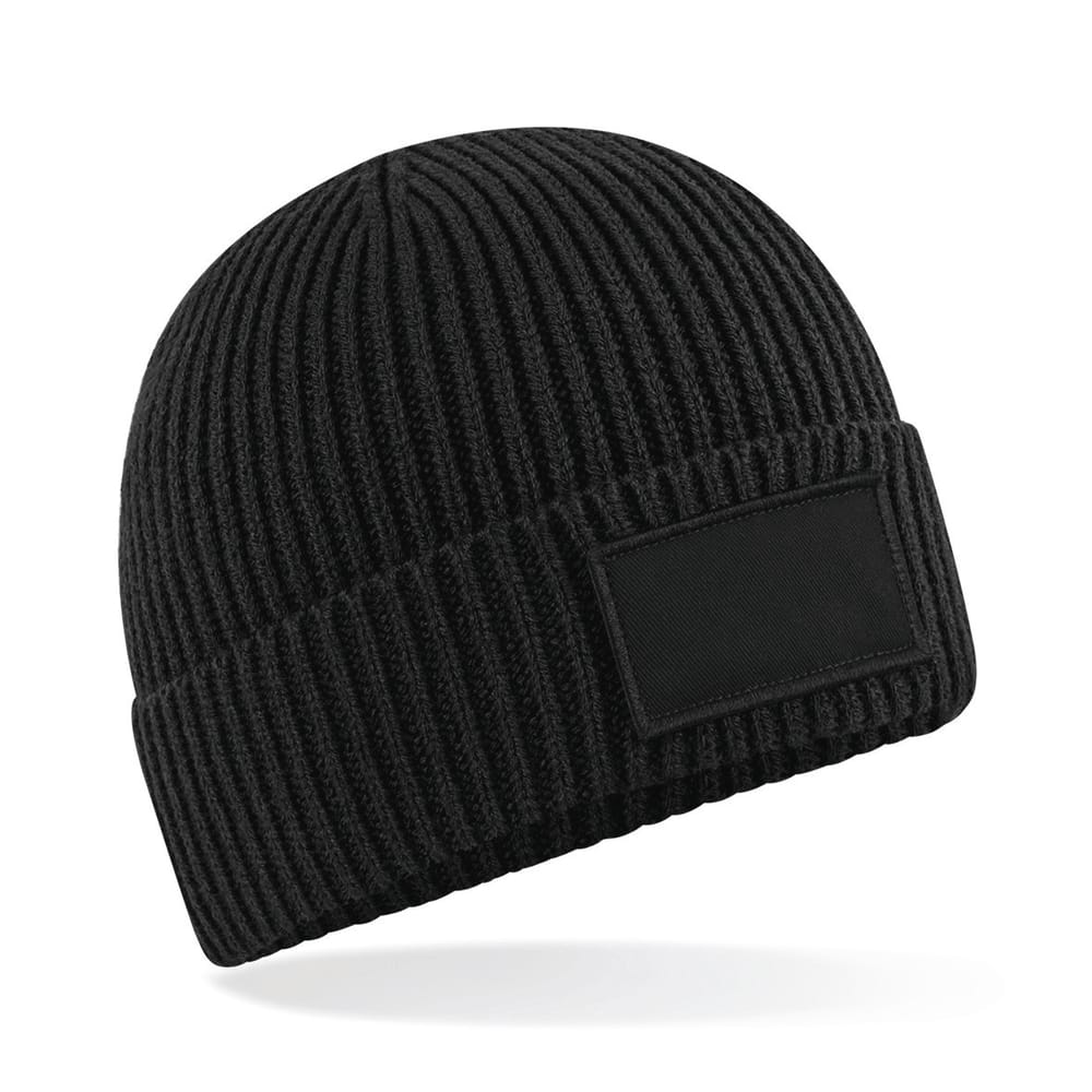 Gorro moderno con parche