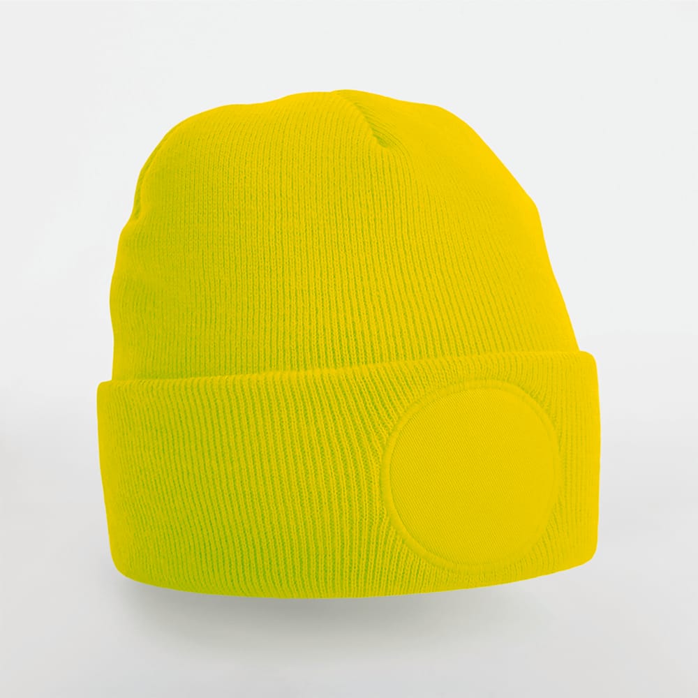 Gorro con parche redondo