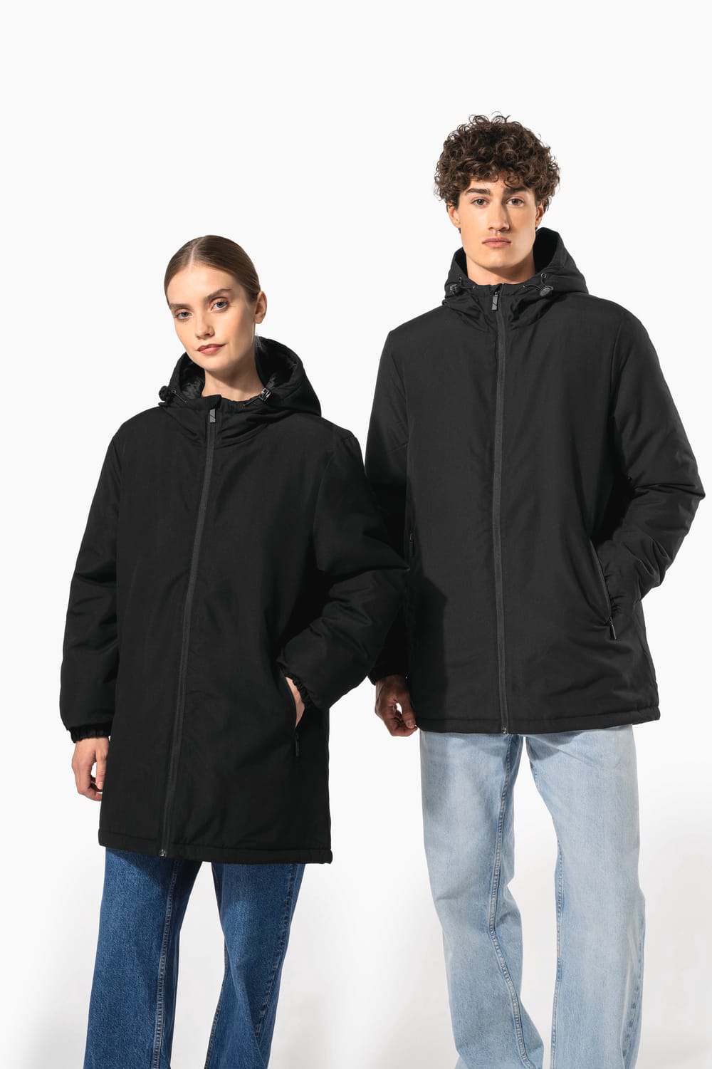 Parka con capucha reciclada unisex