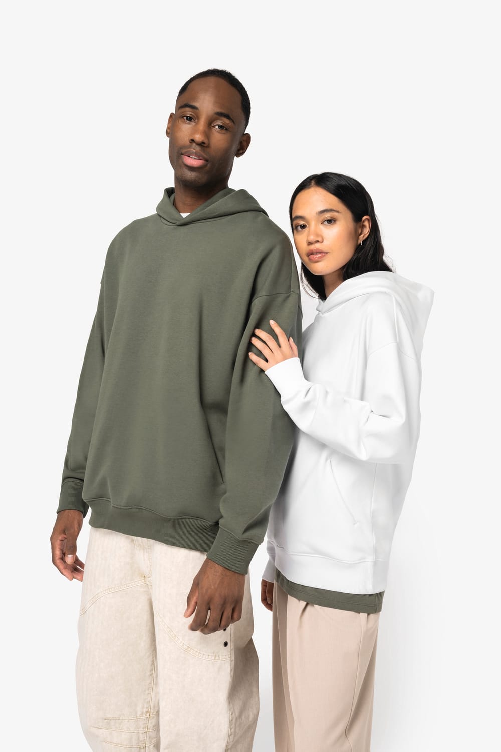 Sudadera ecorresponsable con capucha oversize unisex