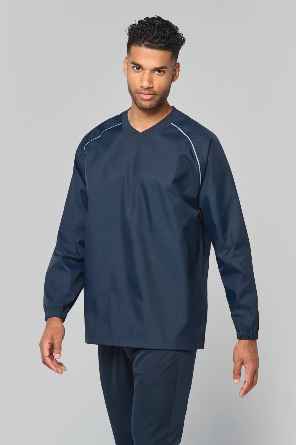 Chubasquero tipo sudadera multideporte unisex