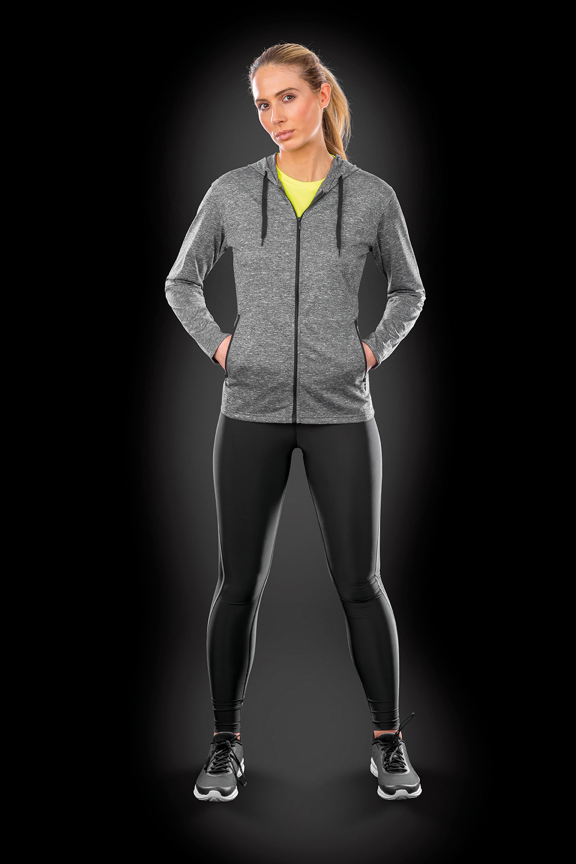 Chaqueta con capucha mujer